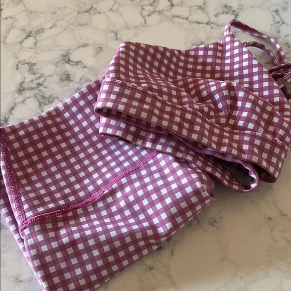 ALO Yoga Pink Gingham Set - Picture 6 of 6